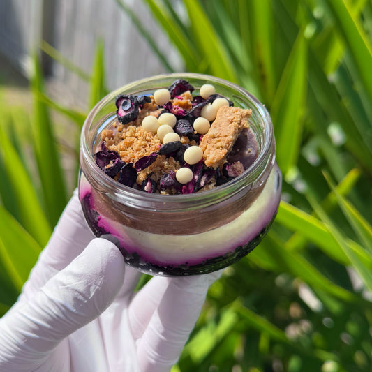 *Rare find* Blueberry Crumble dessert bar 🫐