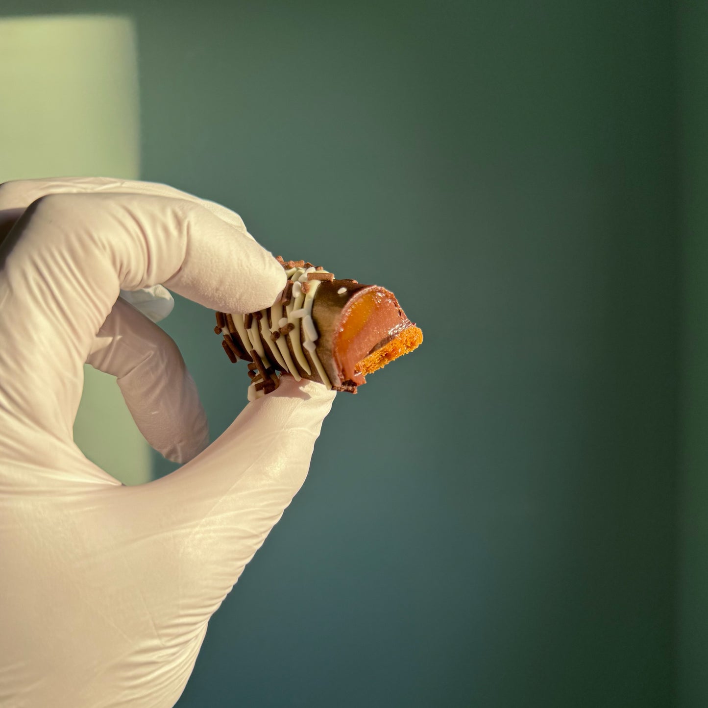 *STAPLE * SALTED CARAMEL BARS 👽